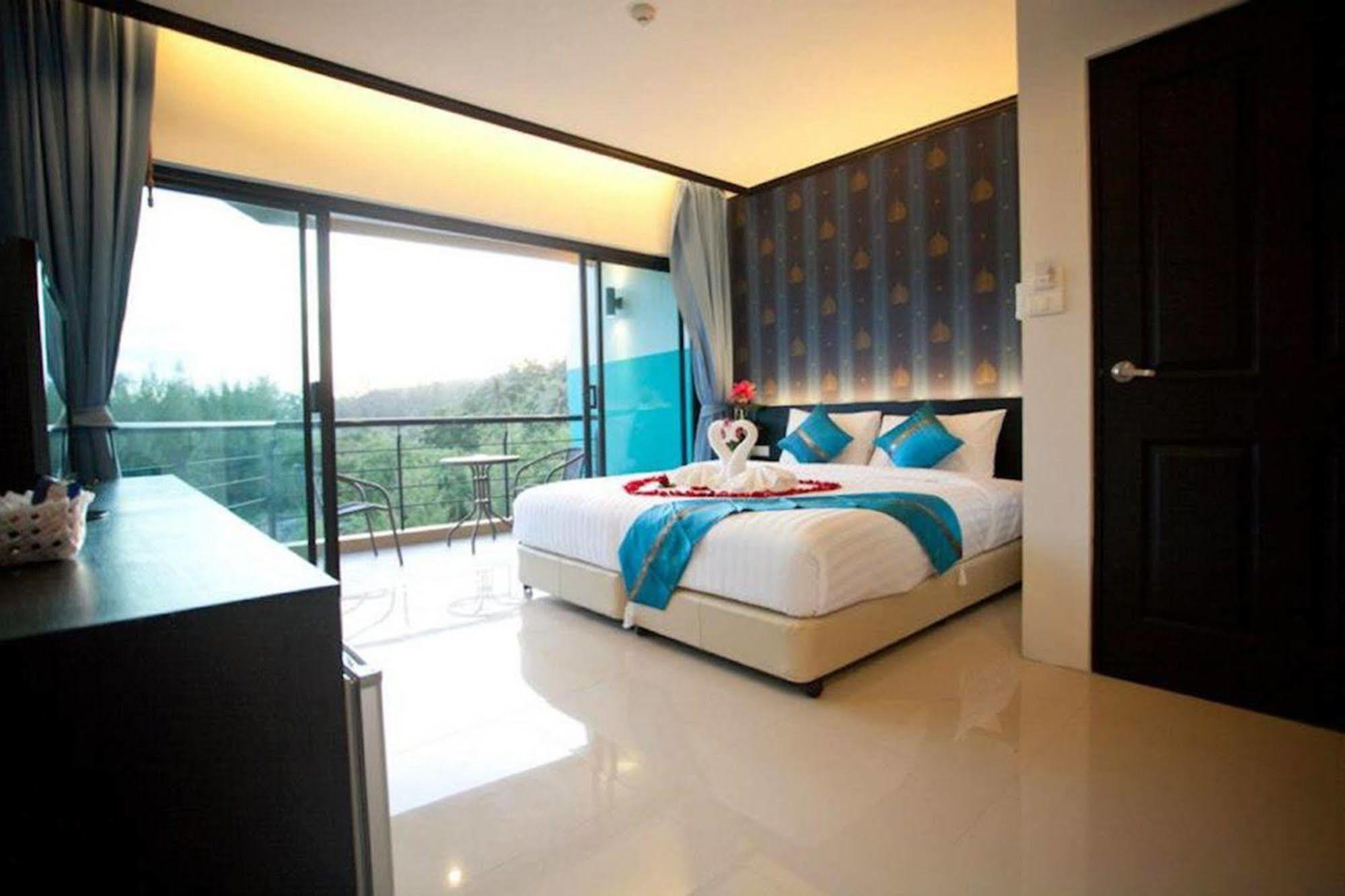 Kata Green Beach Hotel Extérieur photo